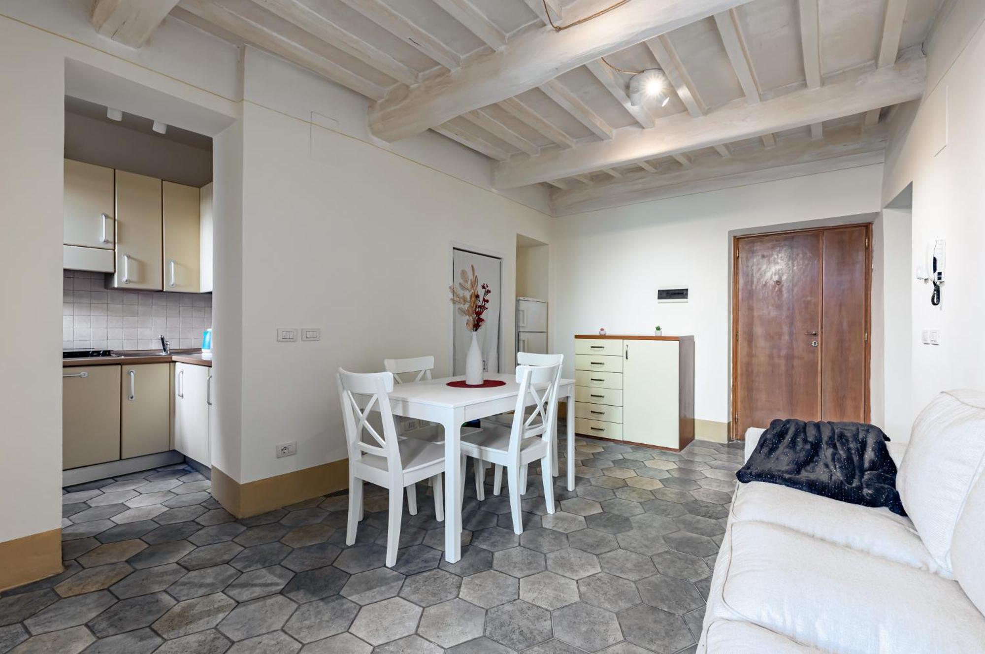 Urban Oasis: Central Apartment With Garden Perugia Buitenkant foto